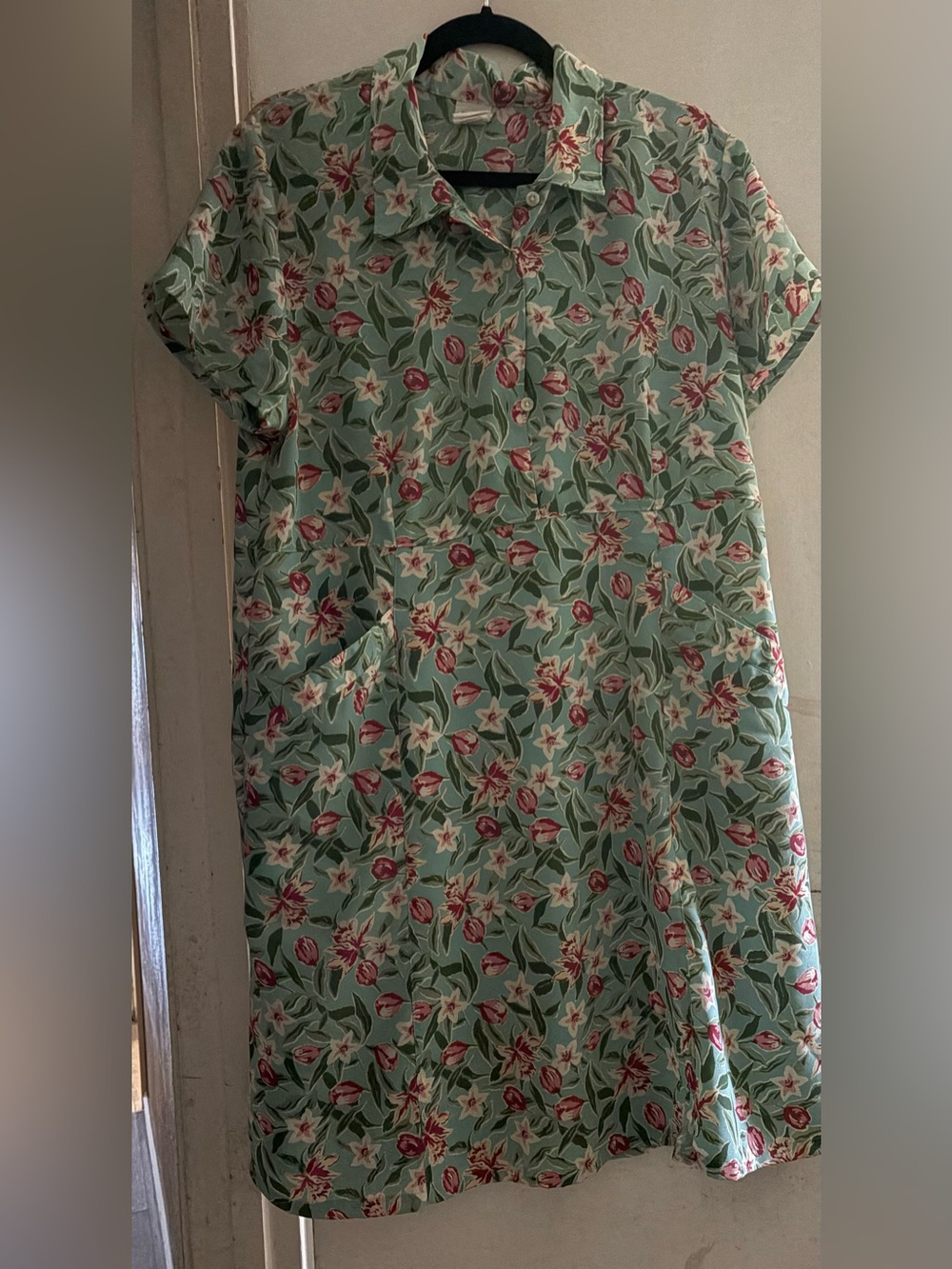 Old Navy Mint Green Floral Button-Front Shirt Dress - Picture 1 of 2